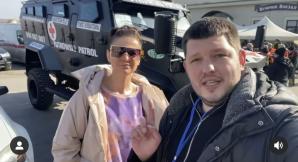 [VIDEO] Rutkowski wrócił z objętej wojną Ukrainy. Wraz z żoną Mają, która uruchamia projekt humanitarny, przywieźli 30 uchodźców. Oboje zapowiadają ponowny wyjazd