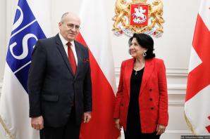 Minister Rau odwiedził Gruzję. W następnych dniach szef polskiej dyplomacji odwiedzi Azerbejdżan i Armenię