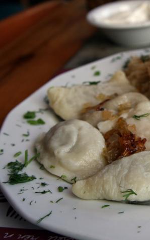 Pierogi i karp to ulubione świąteczne potrawy Polaków