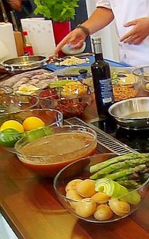 Polacy spożywają niewystarczającą ilości warzyw i owoców. Dodatkowo źle je przyrządzają, przez co tracą cenne witaminy