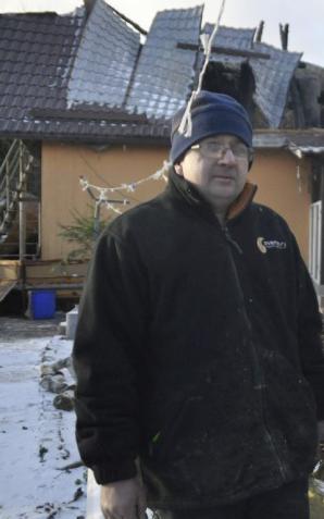 [VIDEO] Pięcioosobowa rodzina straciła cały dobytek. Spłonął ich dom. Potrzebują naszej pomocy
