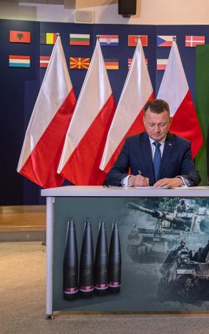 [VIDEO] Polski przemysł zbrojeniowy dostarczy wojsku setki tysięcy sztuk amunicji artyleryjskiej