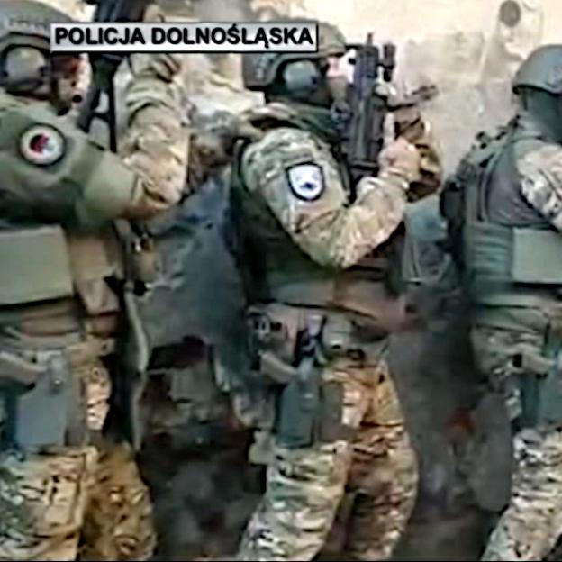 [VIDEO] Rozbita grupa przestępcza wprowadzająca na rynek środki odurzające